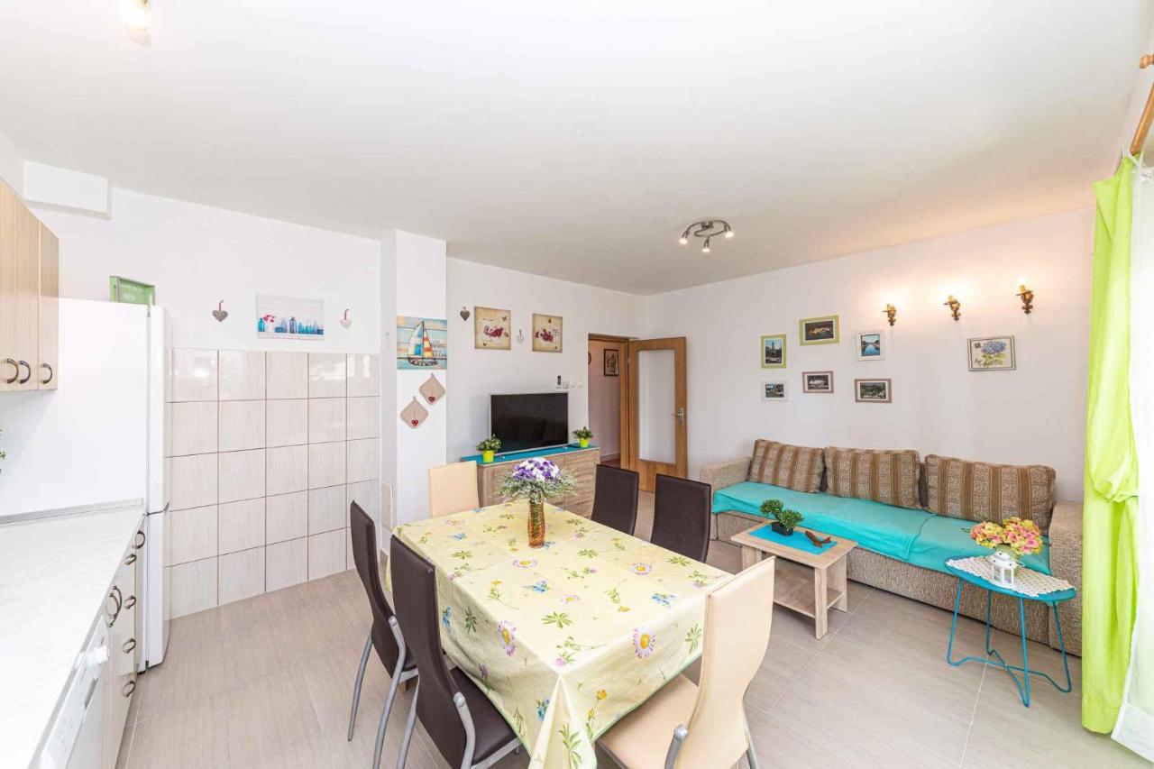 Apartment In Trogir 7406 Exterior foto